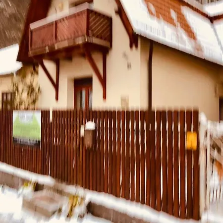 Chill House Мишкольц